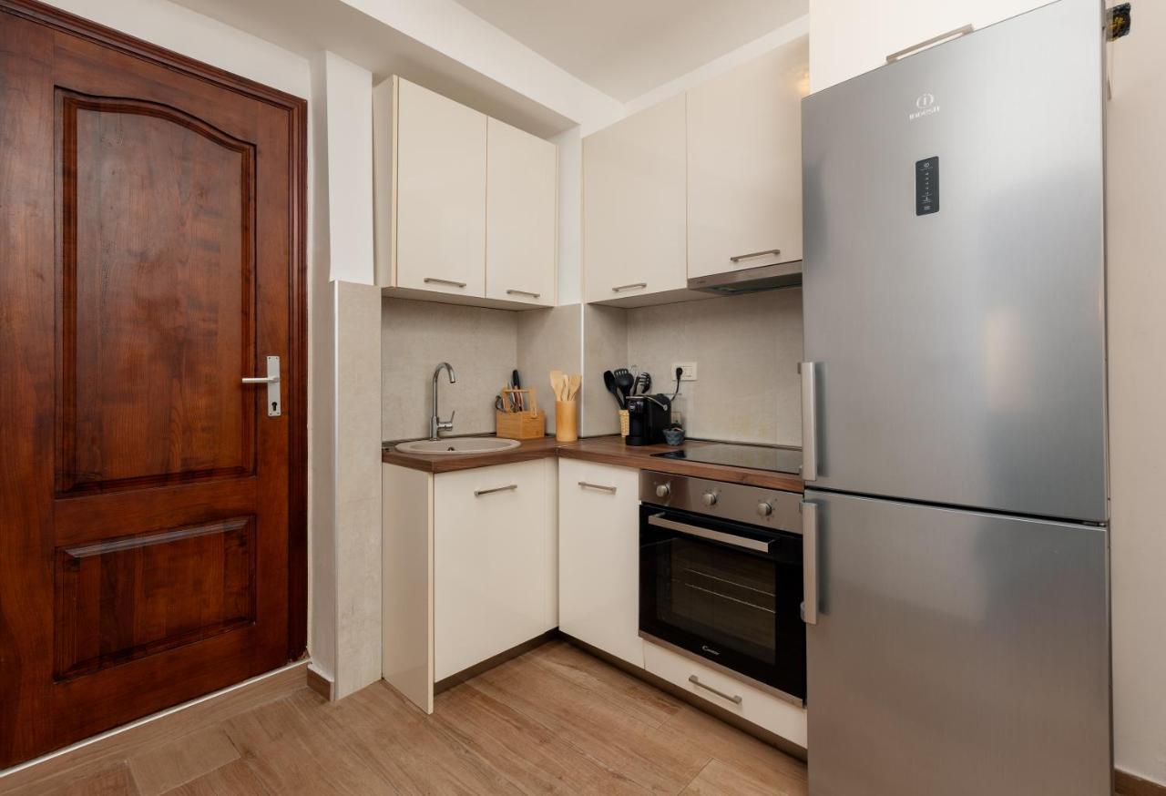Apartment Amigo Old Town Kotor Eksteriør billede